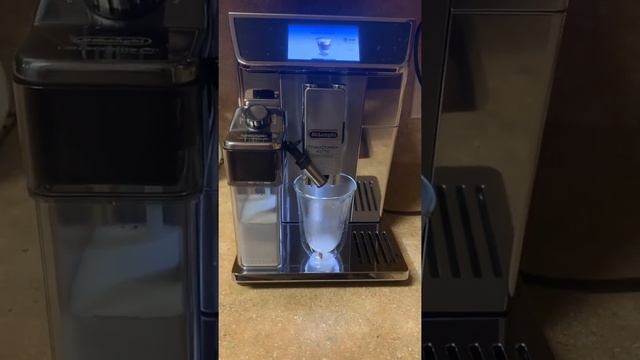DēLonghi Elite Experience смотреть онлайн