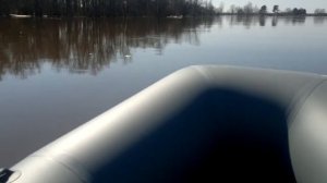 Хантер 320 Л под Mercury F 5 M . Первый раз на воде