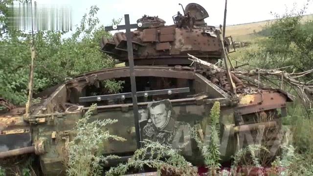 Командир стрелкового батальона НМ ЛНР с позывным "Джексон" показал нашим репортёрам местную... смотреть онлайн