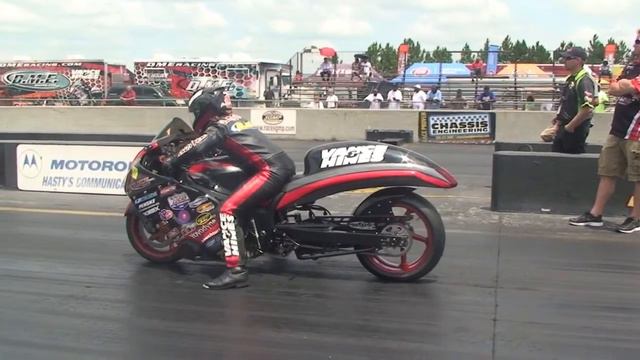 2014 Man Cup 3 - E2 - Joey Gladstone смотреть онлайн