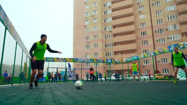 Спортивные соревнования "Триатлон" (футбол) смотреть онлайн