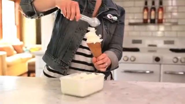 Educational Jeni's Splendid Ice Creams at Home смотреть онлайн