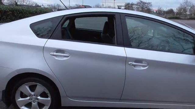 Toyota PRIUS 1.8 VVTi T Spirit 5dr CVT Auto U36064 смотреть онлайн