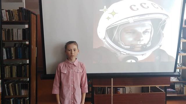 Челлендж «Космические строки». Читает Александра Маврусова смотреть онлайн