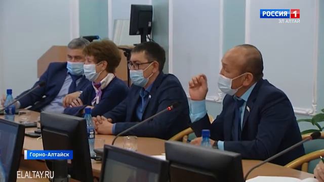 Депутаты РА обсудили необходимость вакцинации и чипирования крупного рогатого скота (26.11.2020г.) смотреть онлайн