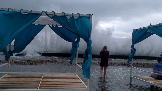 Геленджик. Тонкий мыс. смотреть онлайн