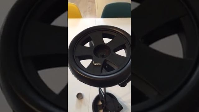 Building the Aldi Hauck Sport Stroller смотреть онлайн