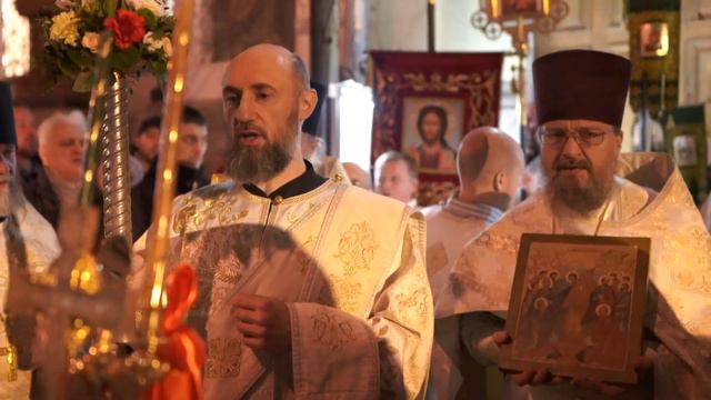 Начало ночного пасхального богослужения смотреть онлайн