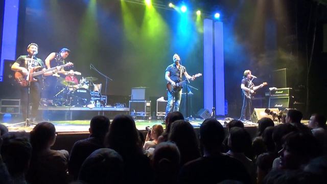 Максим Леонидов и Hippoband - Ленинградское время смотреть онлайн