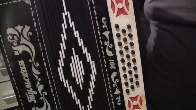 ремонт басовой части Тульской гармони ( ремонт в Германии ) смотреть онлайн