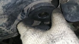 Стучит подвеска спереди на Nissan Leaf? Есть решение!