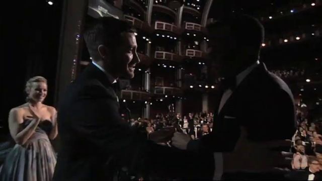 Precious Wins Adapted Screenplay: 2010 Oscars смотреть онлайн