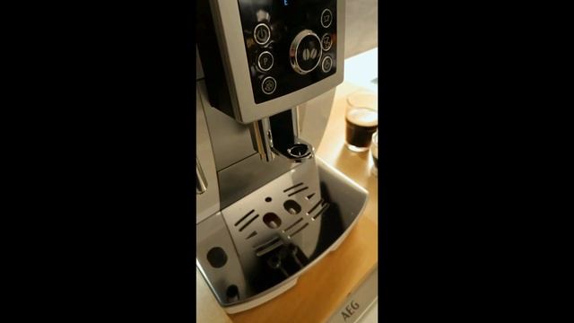 Delonghi ECAM 23.210W vollständige Restaurierung смотреть онлайн