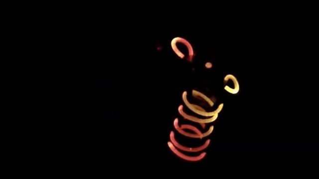 МИРОВОЙ ХИТ ОДЕЖДЫ! Светящиеся шнурки! смотреть онлайн