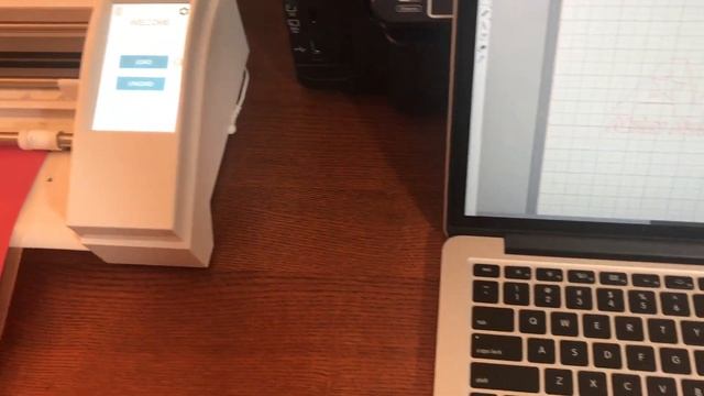 How to connect with Silhouette Cameo 3 using Bluetooth смотреть онлайн