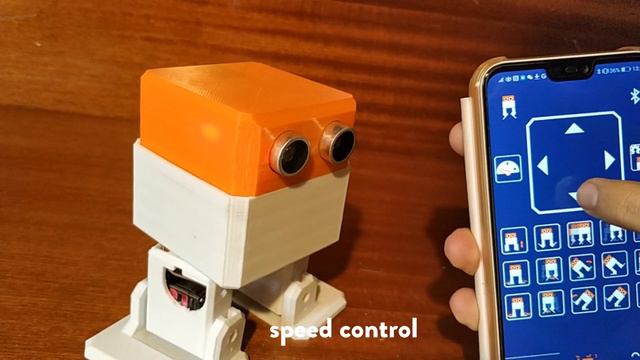 Control Otto DIY robot with our Bluetooth App, for Android and iOS, compatible with Arduino devices смотреть онлайн
