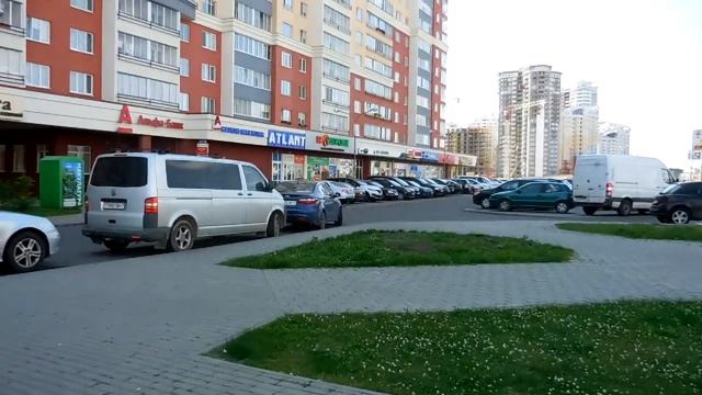 МИНСКИЙ ВЛОГ #28 ГРАНИЦА, МЕТРО, КУПИЛИ СЕБЕ ЛЕТО смотреть онлайн