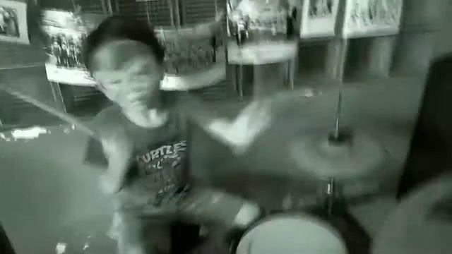 #drumkids #kidsdrummer Teenage Mutant Ninja Turtles Theme Song (6 y/o drummer) смотреть онлайн