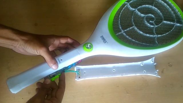 How to Repair a high Voltage Fault Mosquito Bat at home.মশার ব্যাটের সমেস্যা সমাধান করুন খুব সহজে.. смотреть онлайн