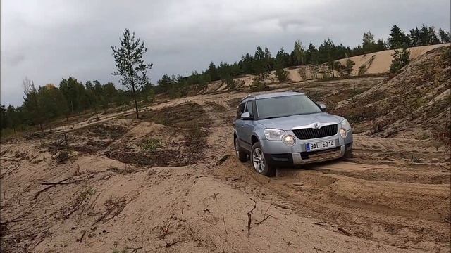 Offroad škoda Yeti 2,0  A Suzuki Samurai 1,3