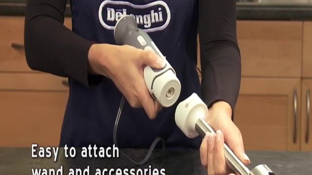 De'Longhi Triblade Hand Blender, model DHB716 смотреть онлайн