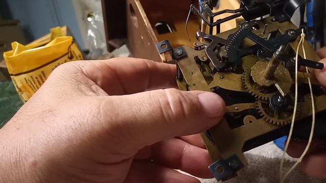 Repairing a Schatz cuckoo clock 20210527 000448 смотреть онлайн