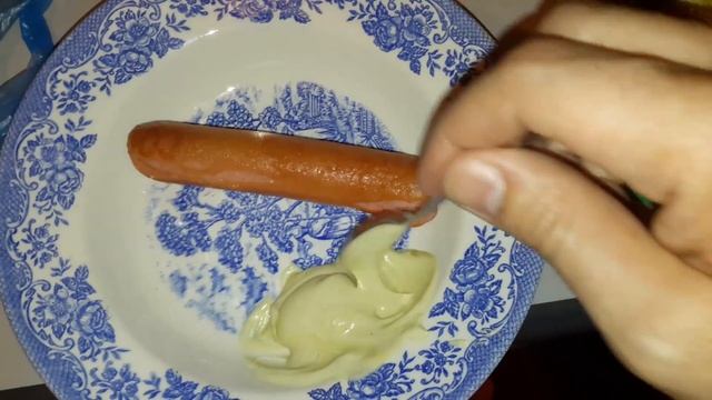 MUKBANG. ГОТОВЛЮ ХОТ - ДОГ. смотреть онлайн