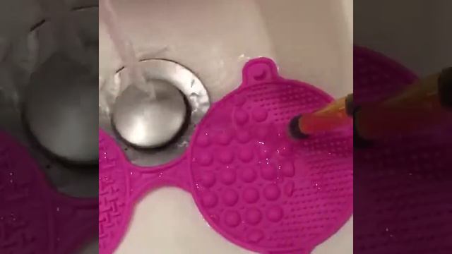 Palmat Practk per pulire i pennelli смотреть онлайн