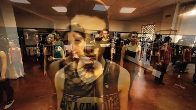 MUG modern urban glued смотреть онлайн