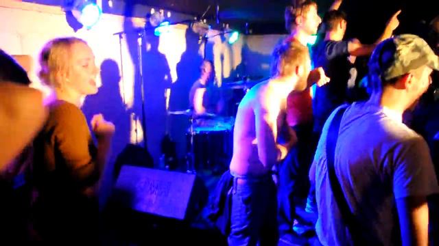 Белки - Декорации (16.10.2011 UNDERGROUND Music Hall) смотреть онлайн