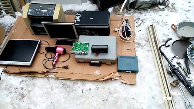 Нашел SONY playstation в ПОМОЙКЕ обзор находок с мусорок 12 декабря. смотреть онлайн