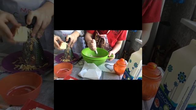 Яблочные оладушки смотреть онлайн
