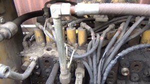 ремонт гидравлики на гусеничном экскаваторе КASE 210