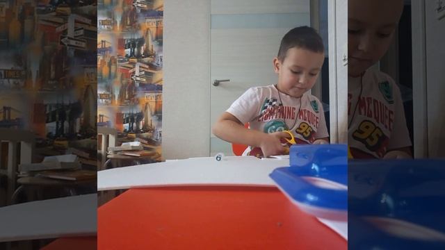 самолет своими руками из потолочной плитки смотреть онлайн