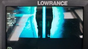 Как быстро поставить точку в эхолоте Lowrance HOOK Reveal TripleShot?