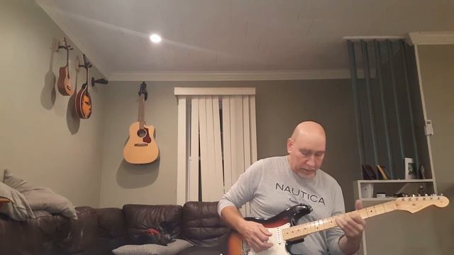 2005 american standard strat through bassbreaker 15 смотреть онлайн