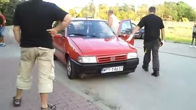 Uno vs skuter смотреть онлайн