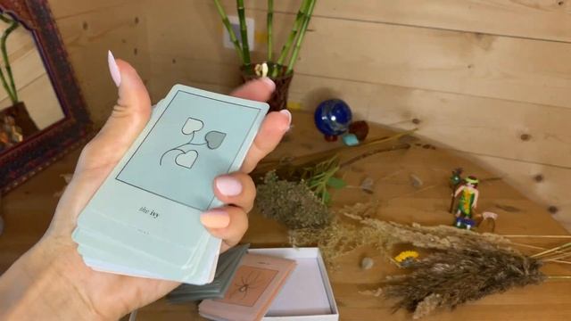 Calm Club's Oracle Deck Review смотреть онлайн