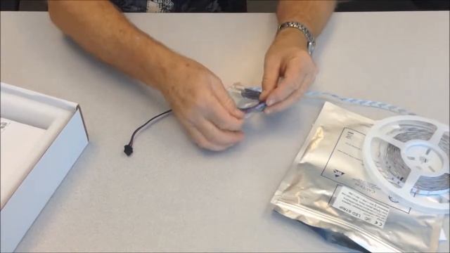 EuControls RGB LED Strip Lighting Kit Unboxing (EUKT01) смотреть онлайн