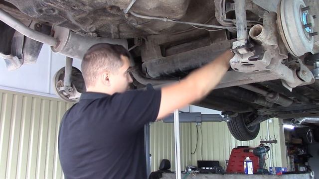 Chevrolet Aveo 250 Замена сайлентблока балки !!! смотреть онлайн