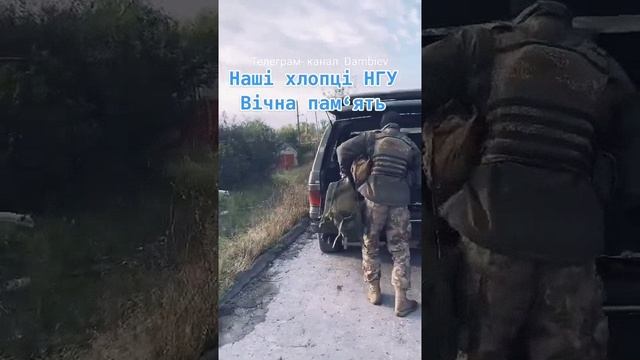 Еще один БТР ВСУ уничтоженный со всем экипажем. смотреть онлайн