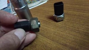 ЗАМЕНА ДАТЧИКА ЗАДНЕГО ХОДА ШКОДА ОКТАВИА ТУР  1.6  8-И КЛАП.  « ОБЛОМ !! «.