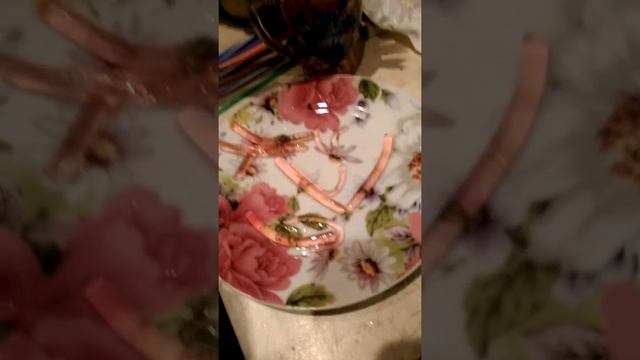 Вот что делают люди, когда не могут найти червяков в земле!$$$ смотреть онлайн