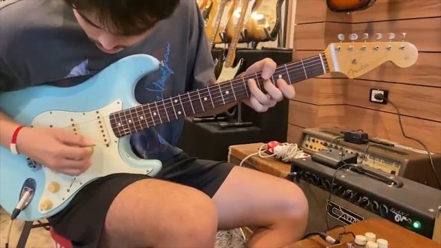 Fender Custom Shop '60 Relic Cunetto John Cruz 1997 Daphne Blue | รีวิว смотреть онлайн