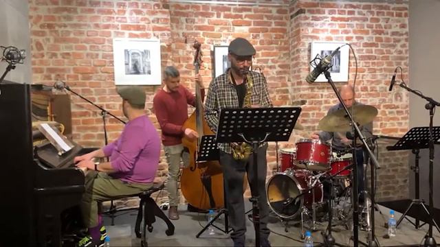 Атанас Попов Квартет смотреть онлайн