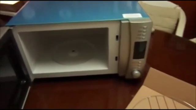 Horno Microondas "BGH Quick Chef" смотреть онлайн
