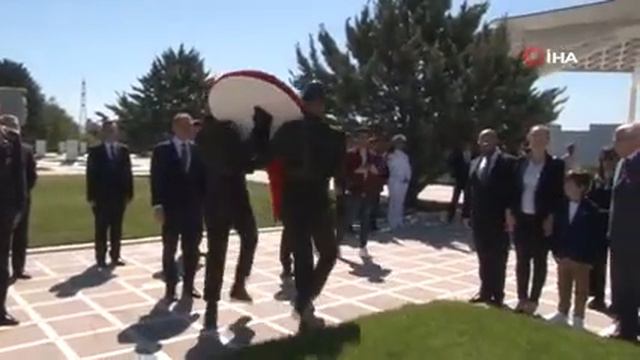 Eski Cumhurbaşkanı Cevdet Sunay Anıldı смотреть онлайн
