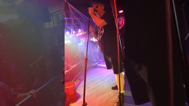 Eric Knight with ROCKBOX смотреть онлайн