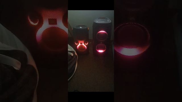 JBL PARTYBOX 110 AND 310 BASS TEST TWS смотреть онлайн