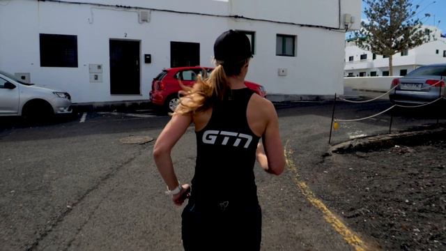 How To Run A Sub 4 Hour Marathon Race! | Running Training & Tips смотреть онлайн